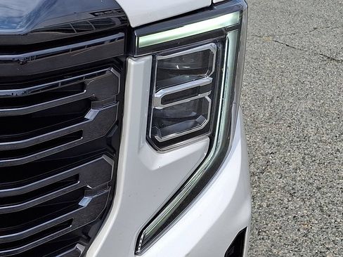 Used 2024 GMC Sierra 1500 Denali Ultimate AWD/4WD image 9