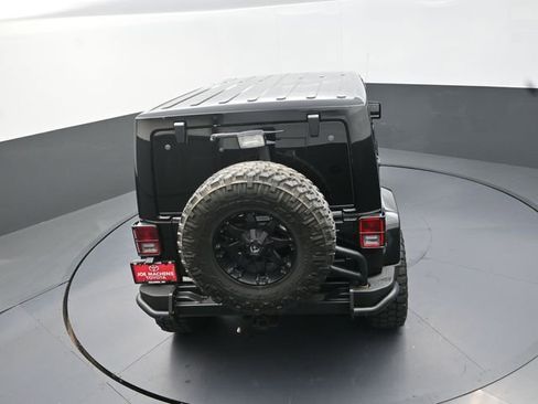 Used 2012 Jeep Wrangler Unlimited Rubicon AWD/4WD image 45