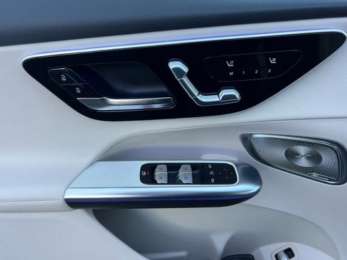 New 2026 Mercedes-Benz GLC 300 image 14
