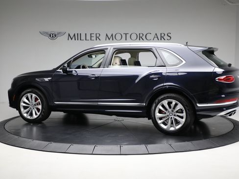 Used 2024 Bentley Bentayga Extended Wheelbase AWD/4WD image 5