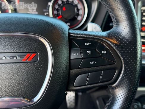 Used 2022 Dodge Challenger R/T Scat Pack w/ Driver Convenience Group image 31