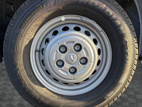 New 2026 RAM ProMaster 3500 w/ Premium Convenience Group image 20