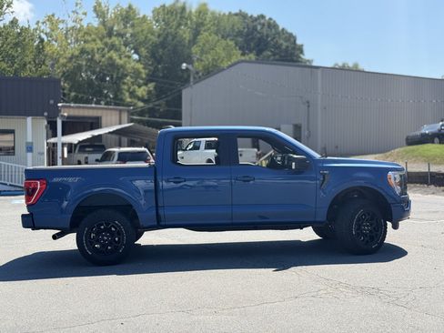 Used 2022 Ford F150 XLT w/ Equipment Group 302A High AWD/4WD image 10
