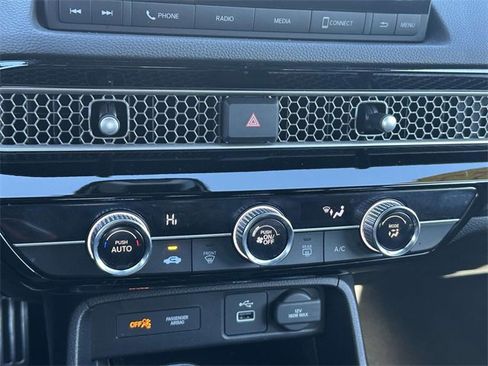 Used 2023 Honda Civic Sport image 34