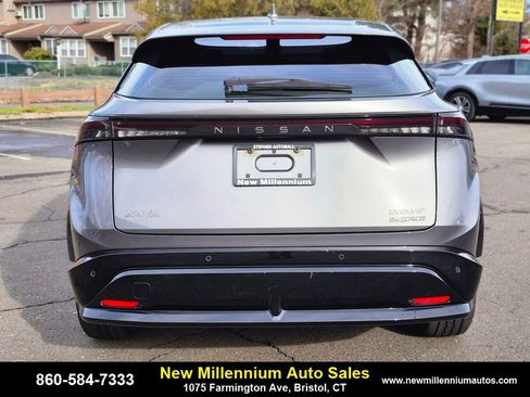 Used 2024 Nissan Ariya AWD image 4