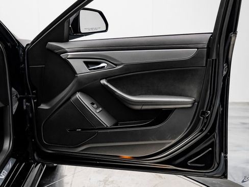 Used 2013 Cadillac CTS V image 80