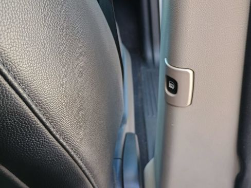 Used 2019 Dodge Grand Caravan SXT FWD image 26