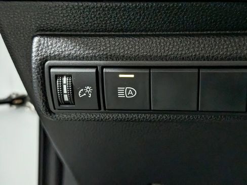 Used 2023 Toyota Corolla LE image 35