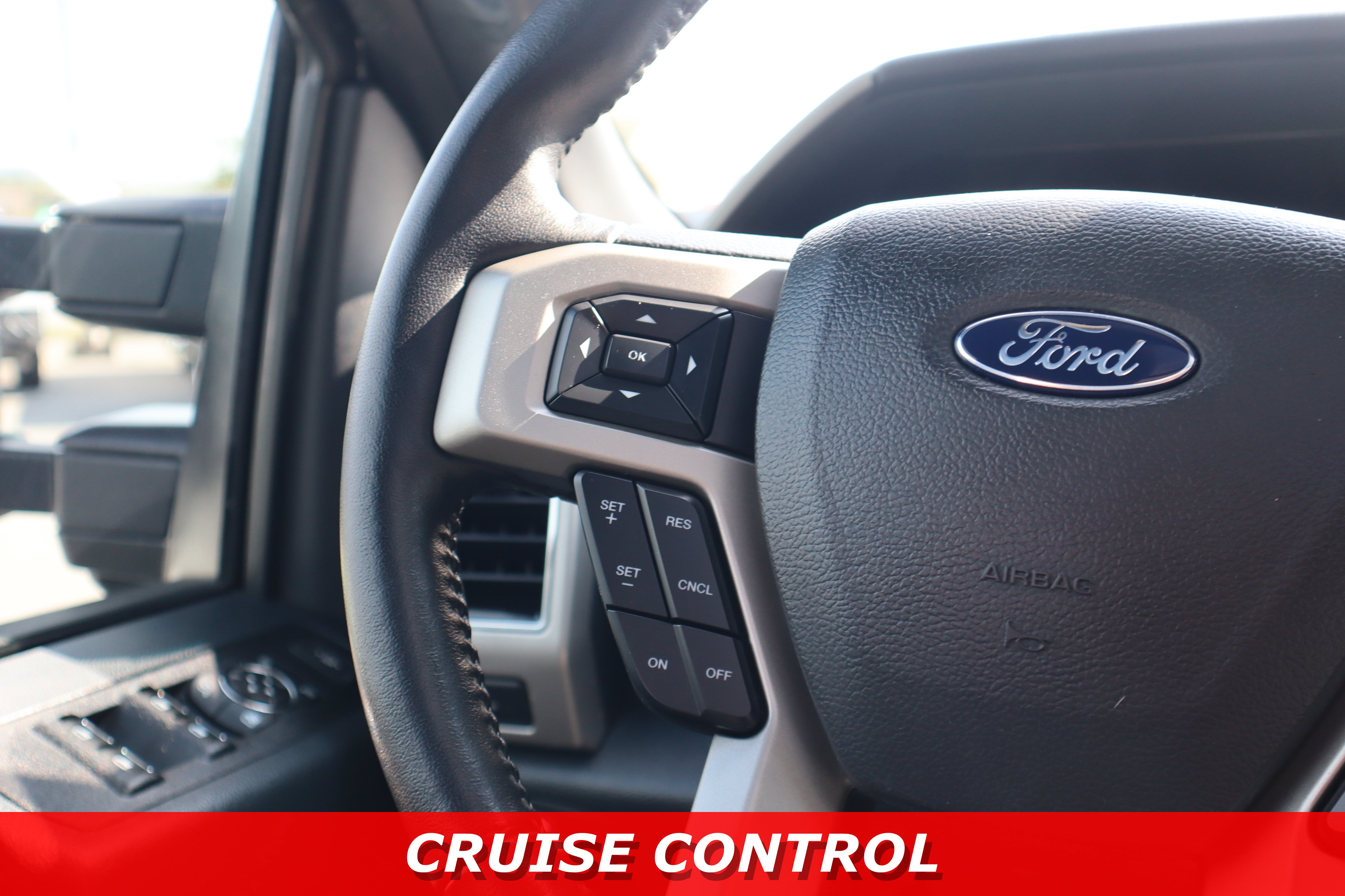 Used 2022 Ford F250 Lariat w/ Chrome Package AWD/4WD image 16