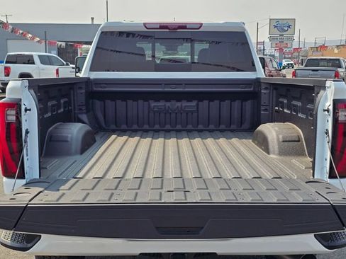 New 2026 GMC Sierra 2500 Denali Ultimate AWD/4WD image 14
