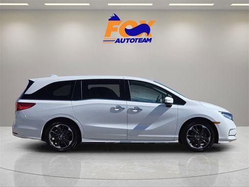 Used 2024 Honda Odyssey Elite image 6