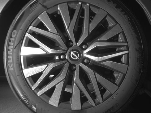 Used 2025 Nissan Altima 2.5 SV image 15