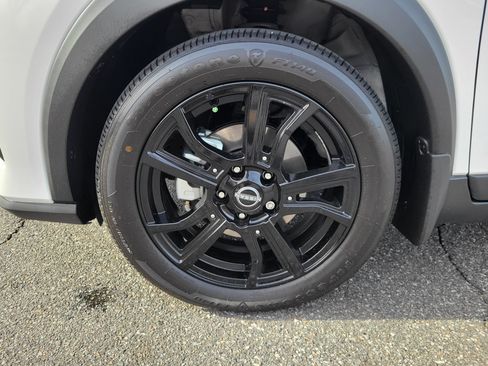 Certified 2023 Nissan Kicks SR w/ SR Premium Package image 8