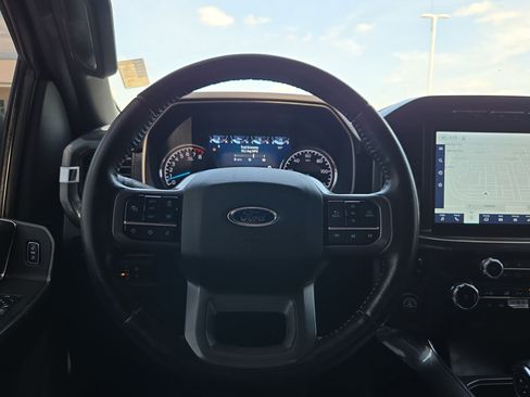 Used 2022 Ford F150 XLT w/ Equipment Group 302A High RWD image 16