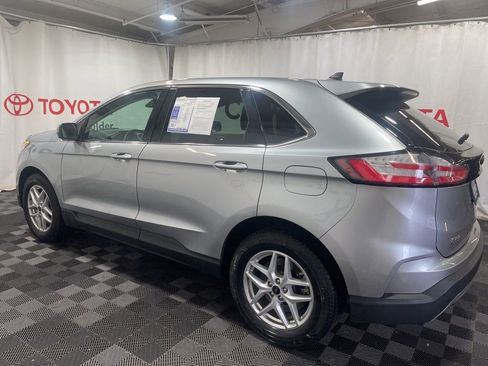 Used 2024 Ford Edge SEL image 4