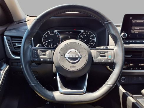 Used 2023 Nissan Rogue SV w/ SV Premium B Package AWD/4WD image 15