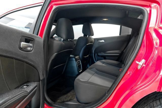 Used 2016 Dodge Charger R/T w/ Navigation & Travel Group RWD image 39