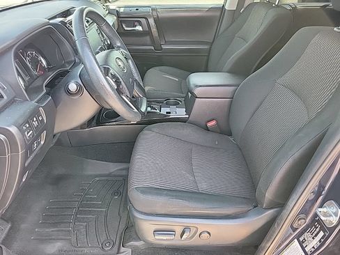 Used 2022 Toyota 4Runner TRD Off-Road AWD/4WD image 10
