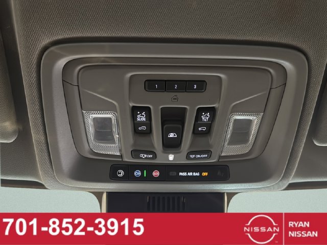 Used 2024 GMC Sierra 2500 Denali w/ Technology Package AWD/4WD image 18