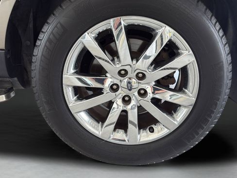 Used 2013 Ford Edge Limited FWD image 9