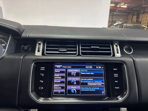 Used 2013 Land Rover Range Rover Supercharged image 16