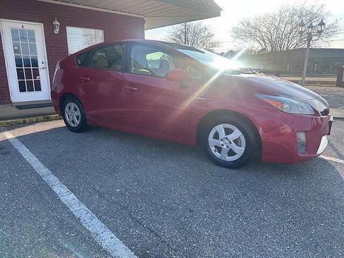 Used 2010 Toyota Prius Three image 8