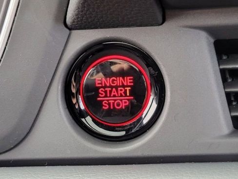 Certified 2025 Honda Pilot Black Edition image 42