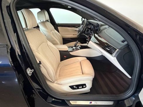 Used 2017 BMW 540i RWD image 19