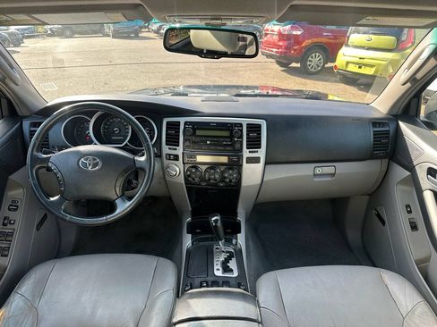 Used 2007 Toyota 4Runner Limited AWD/4WD image 23
