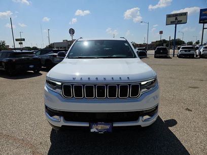 Used 2024 Jeep Wagoneer 4WD w/ Convenience Group I