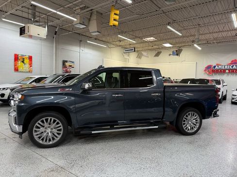 Used 2021 Chevrolet Silverado 1500 LTZ w/ LTZ Premium Package image 2