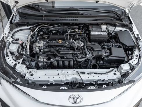 Used 2024 Toyota Corolla SE FWD image 15