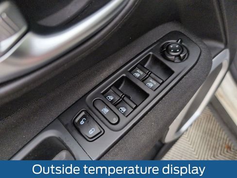 Used 2021 Jeep Renegade Latitude image 34