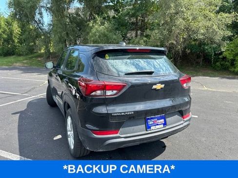 Used 2023 Chevrolet TrailBlazer LS FWD image 5