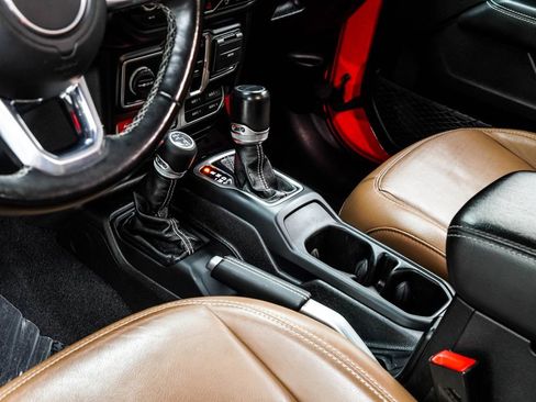 Used 2020 Jeep Gladiator Rubicon image 19