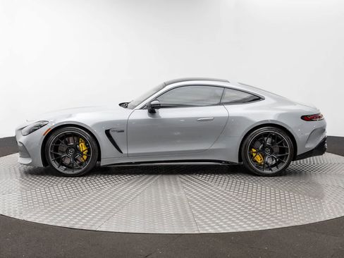 Used 2025 Mercedes-Benz AMG GT 63 image 3