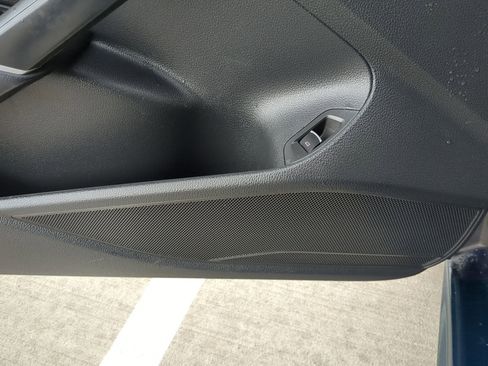 Used 2022 Volkswagen Passat 2.0T SE image 14