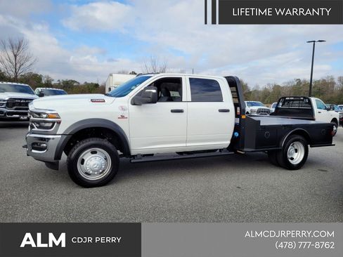 New 2025 RAM 4500 Tradesman AWD/4WD image 3