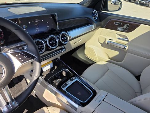 Used 2026 Mercedes-Benz GLB 250 image 20