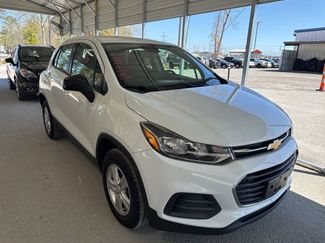Used 2018 Chevrolet Trax LS video 1