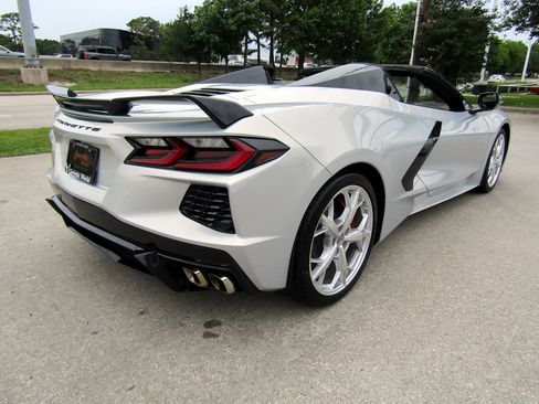 Used 2021 Chevrolet Corvette Stingray Premium Conv w/ Z51 Performance Package image 5