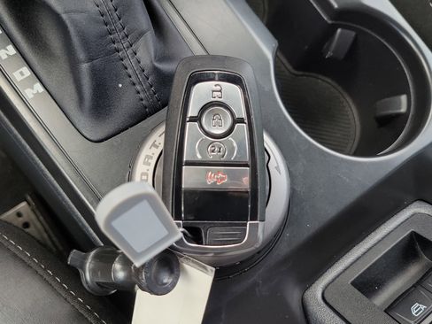 Certified 2025 Ford Bronco Badlands AWD/4WD image 29