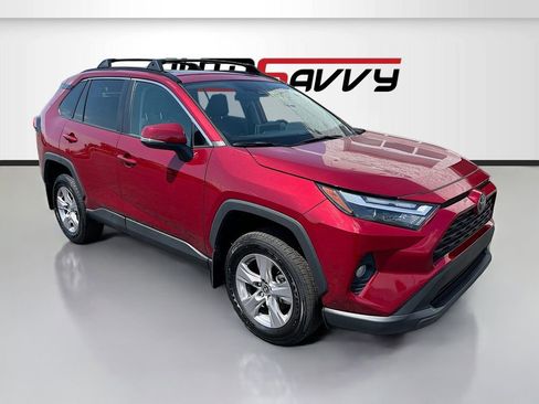 Used 2025 Toyota RAV4 XLE w/ Convenience Package AWD/4WD image 1