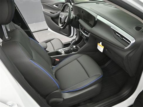 New 2026 Buick Encore GX Sport Touring w/ Advanced Technology Package image 17