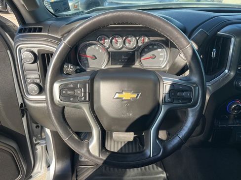 Used 2019 Chevrolet Silverado 1500 LT w/ Texas Edition image 15