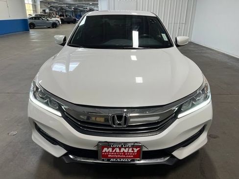 Used 2016 Honda Accord Sport image 8