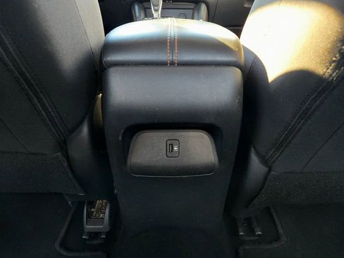 Used 2020 Nissan Sentra SR image 38