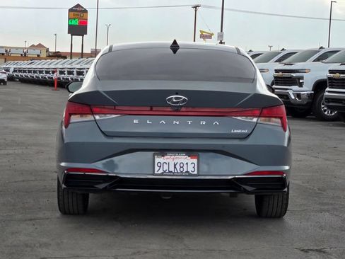 Used 2023 Hyundai Elantra Limited FWD image 5
