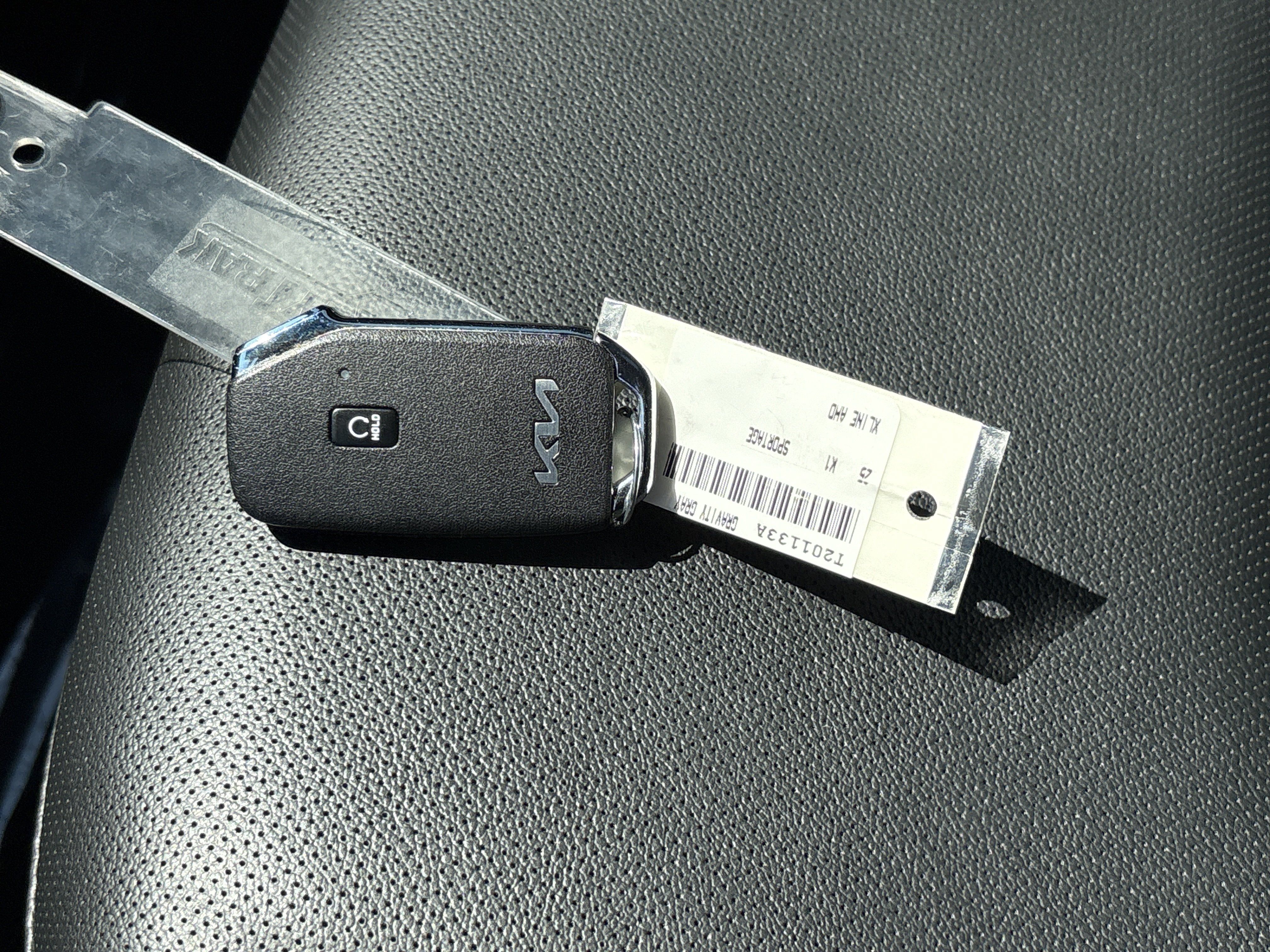Used 2025 Kia Sportage X-Line AWD/4WD image 37