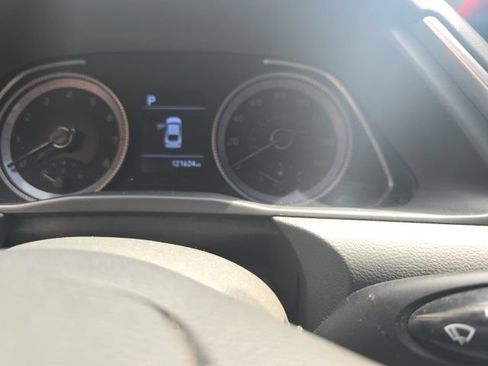 Used 2020 Hyundai Sonata SE w/ Cargo Package FWD image 3